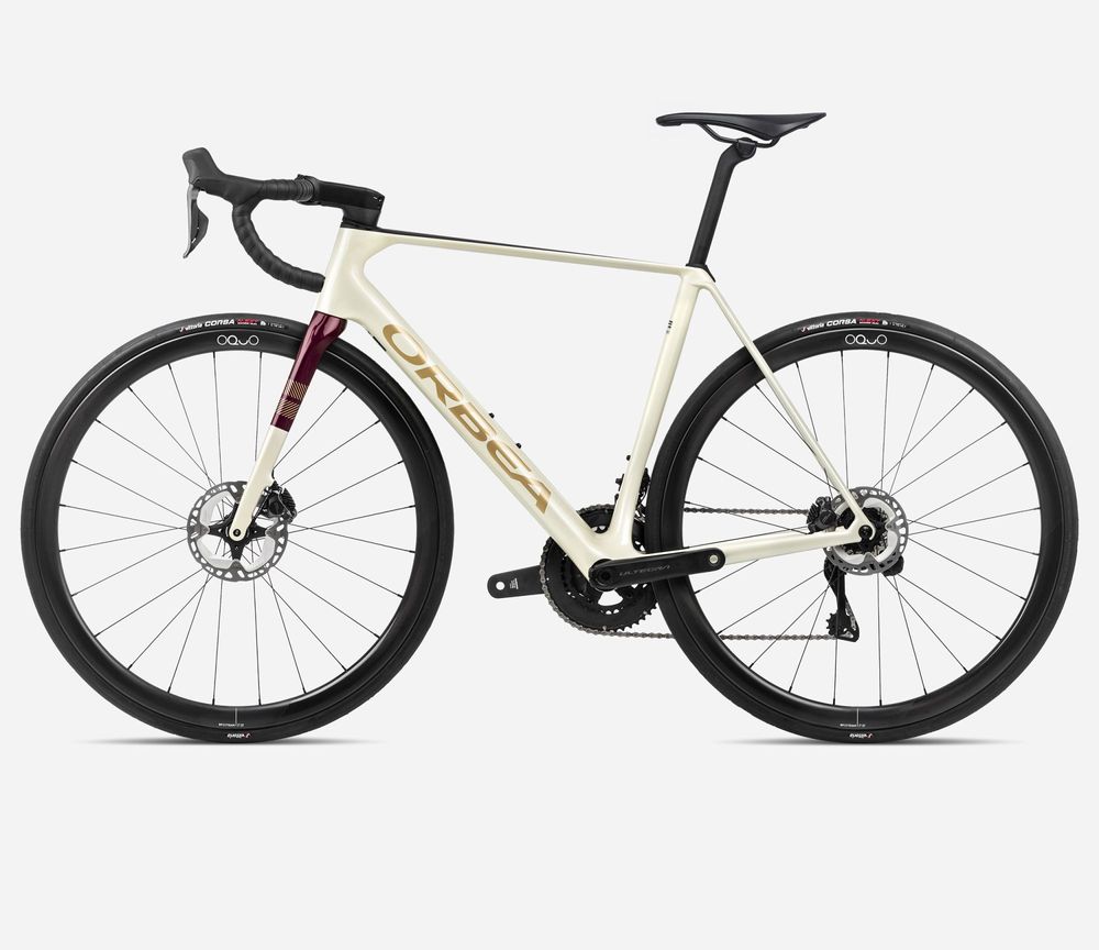 Orbea Orca M20iTeam 2024,  Ivory White-Burgundy (Gloss)-Vulcano (Matt), Seitenansicht links