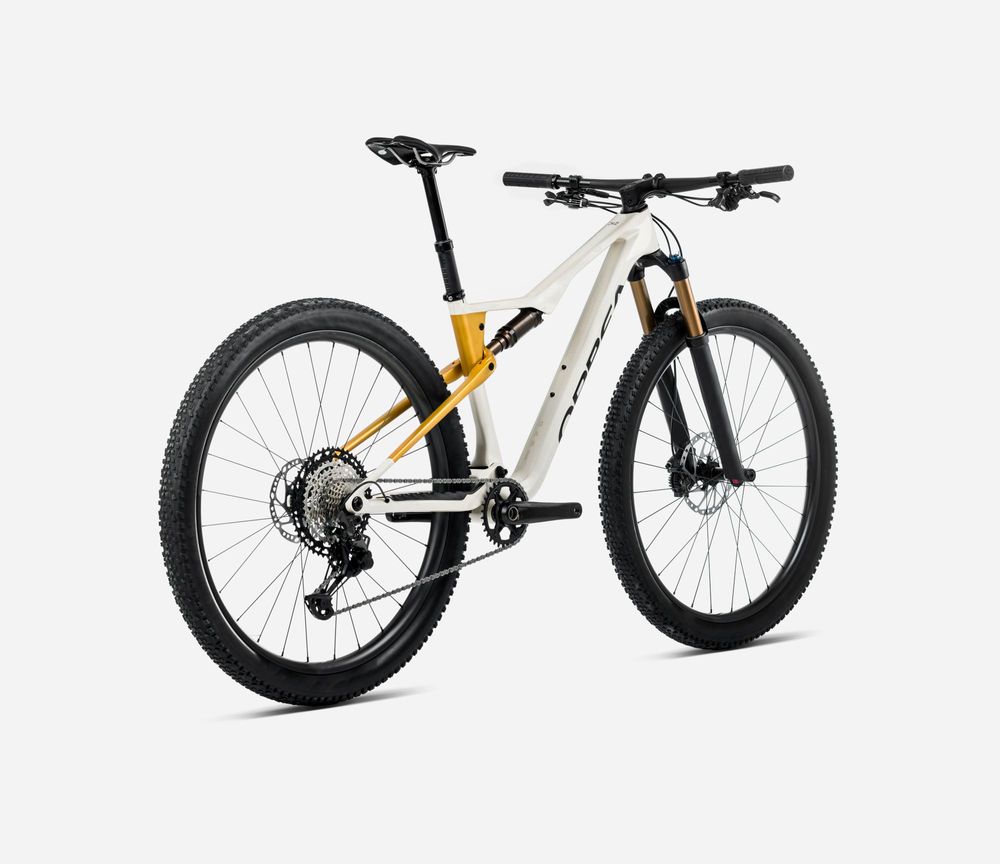 Orbea Oiz M10 AXS 2025, Ivory White (Gloss) - Bumblebee Yellow (Matt), Seitenansicht hinten