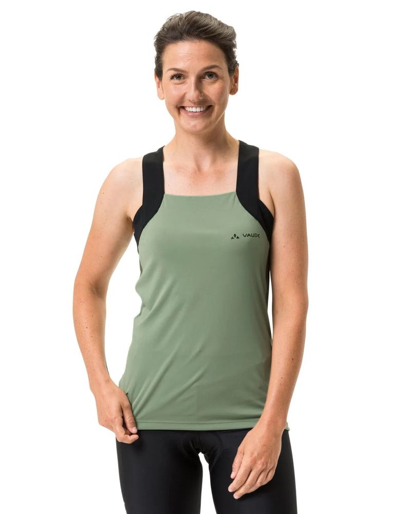 Vaude Women's Matera Top in willow green, Vorderansicht angezogen