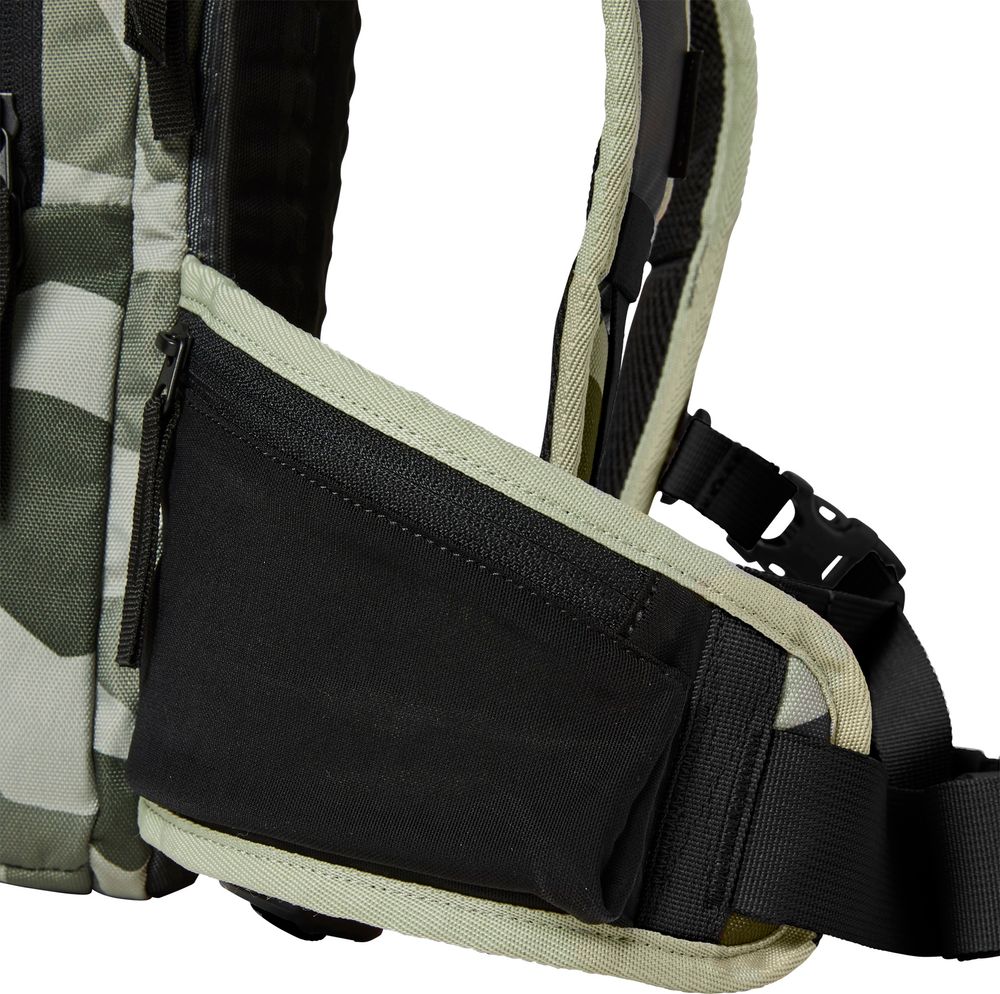 FOX Utility 10L Hydration Pack - green camo - Detailansicht