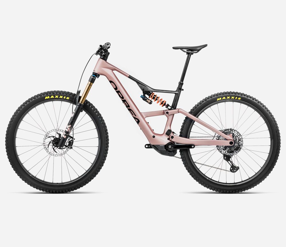 Orbea Rise LT M-Team 420 W 2025, Desert Rose - Carbon Raw (Matt), Seitenansicht