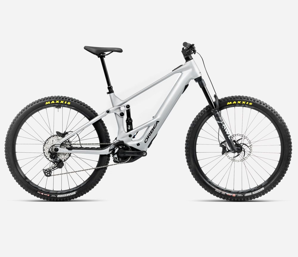 Orbea Wild ST H20 2025, Halo Silver Gloss, Seitenansicht