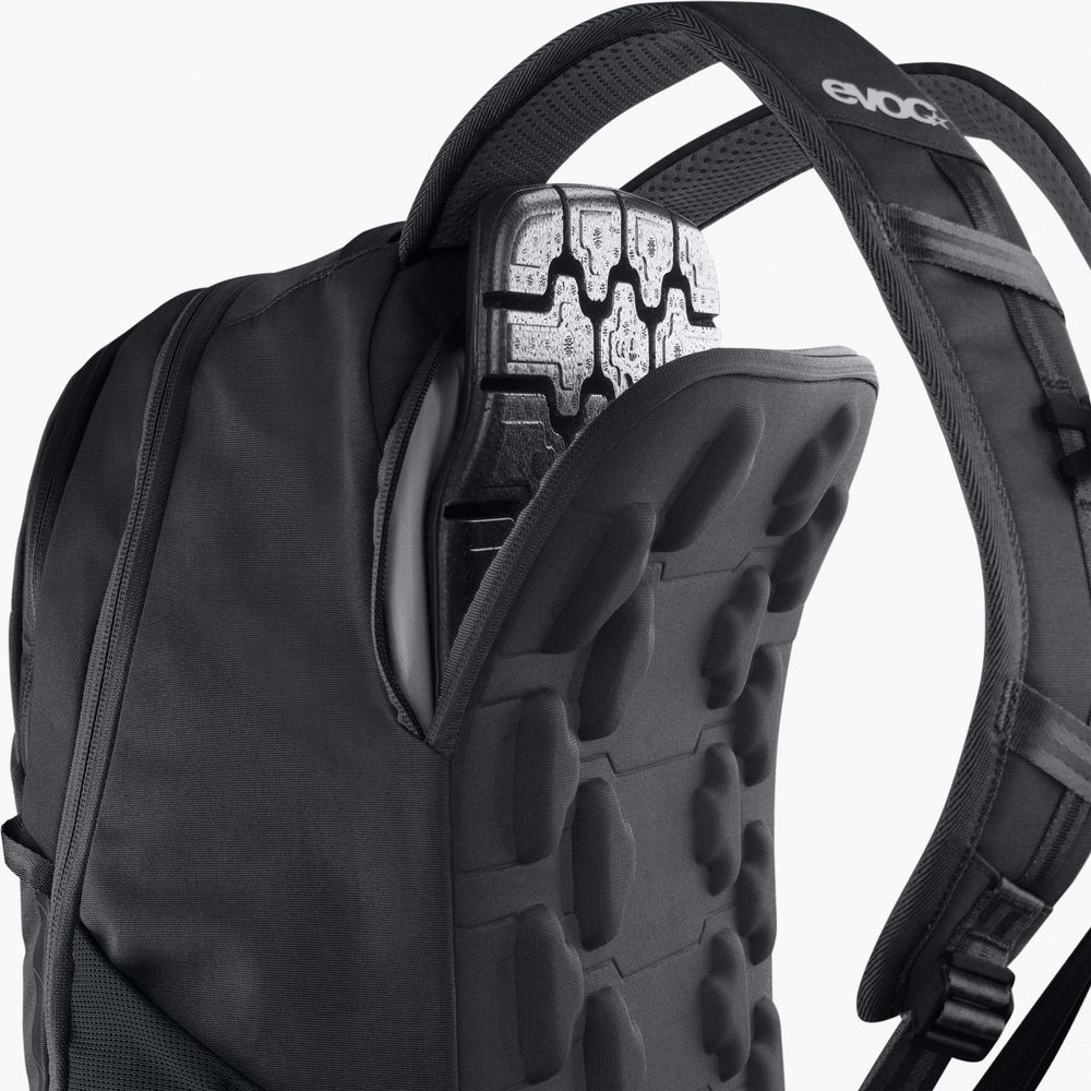 Evoc COMMUTE PRO 22 Protektor-Rucksack - L/XL - Black