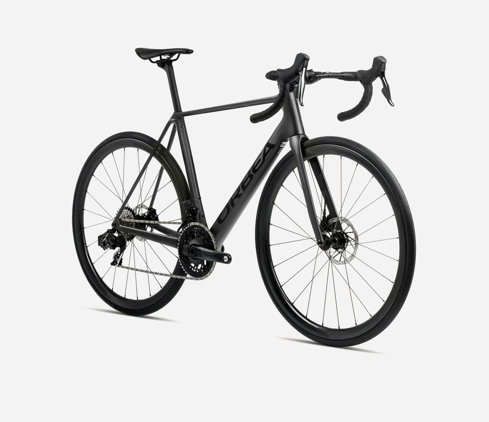 Orbea Orca M20iTeam 2025, Vulcano-Black (Matt) Black (Gloss), Seitenansicht vorne