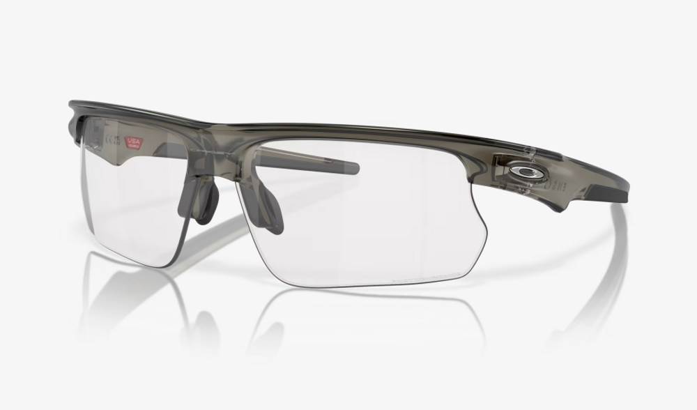 Grey Smoke - Clear to Black Iridium Photochromic