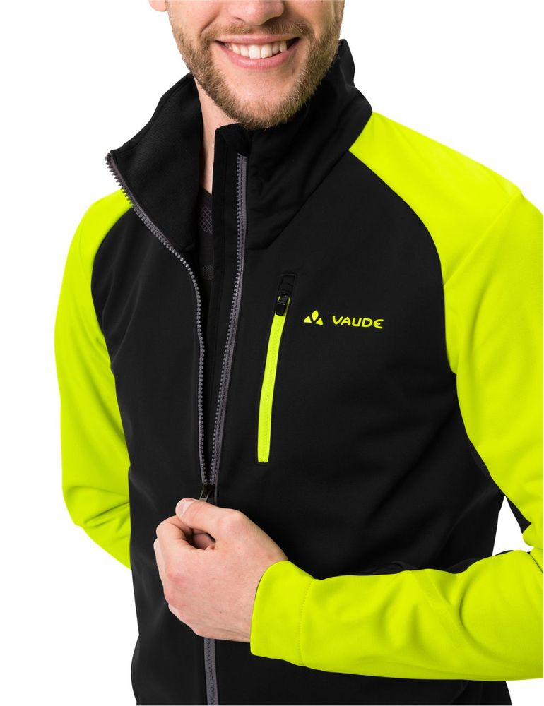 Vaude Men's Posta Softshell Jacket VI in neon yellow dETAIL