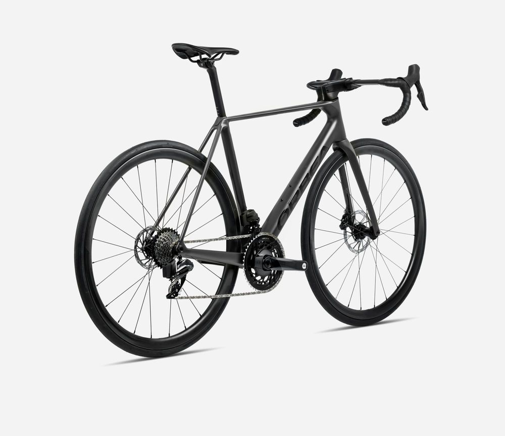 Orbea Orca M21eTeam PWR 2025, Vulcano-Black(Matt) Black(Gloss), Seitenansicht hinten