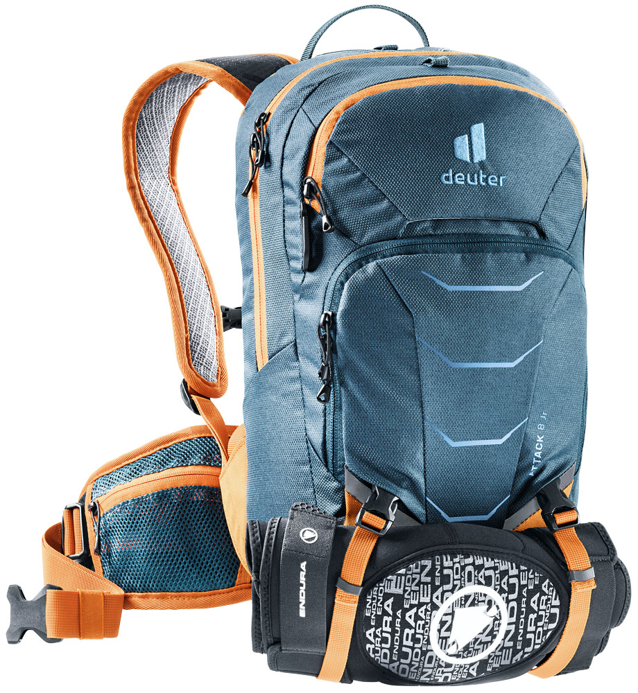 deuter Attack 8 JR Protektor-Rucksack in arctic mandarine blau orange mit protektoren