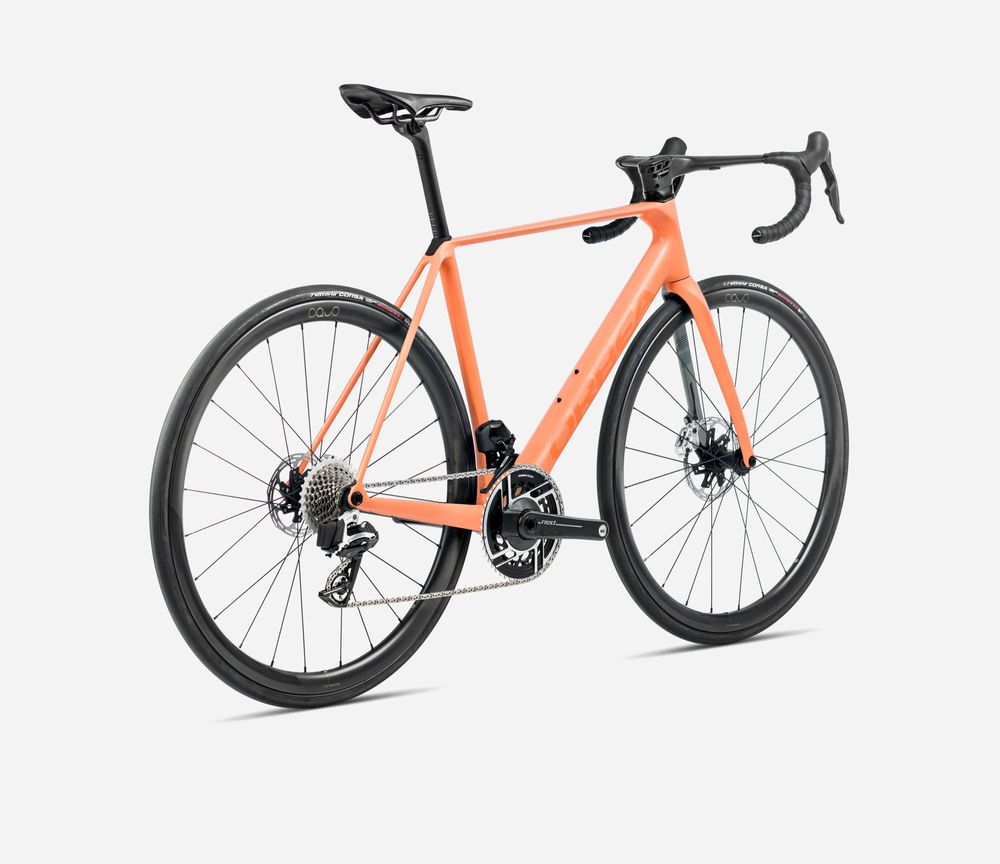 Orbea Orca M20iLTD 2025, Orange Cloud (Matt) - Stone Blue (Matt-Gloss), Seitenansicht hinten