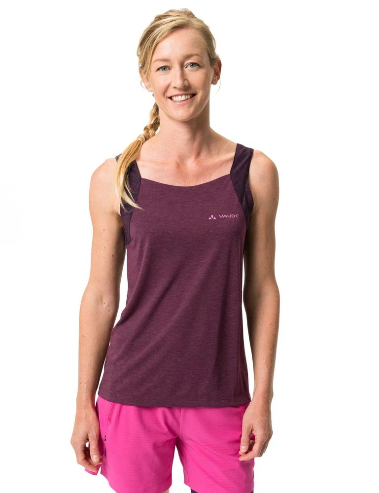 Vaude Women's Altissimi Top in cassis angezogen vorne