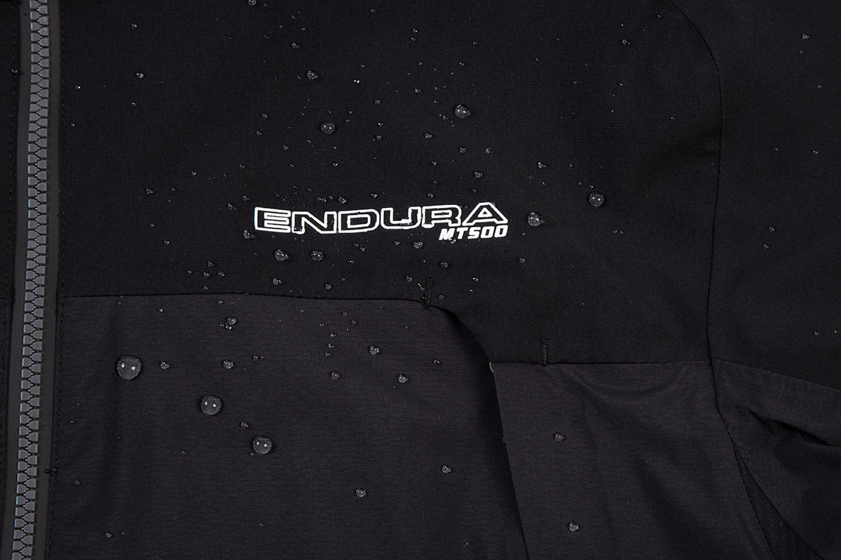 Endura MT500 Wasserdichte Jacke II - Schwarz, Detail