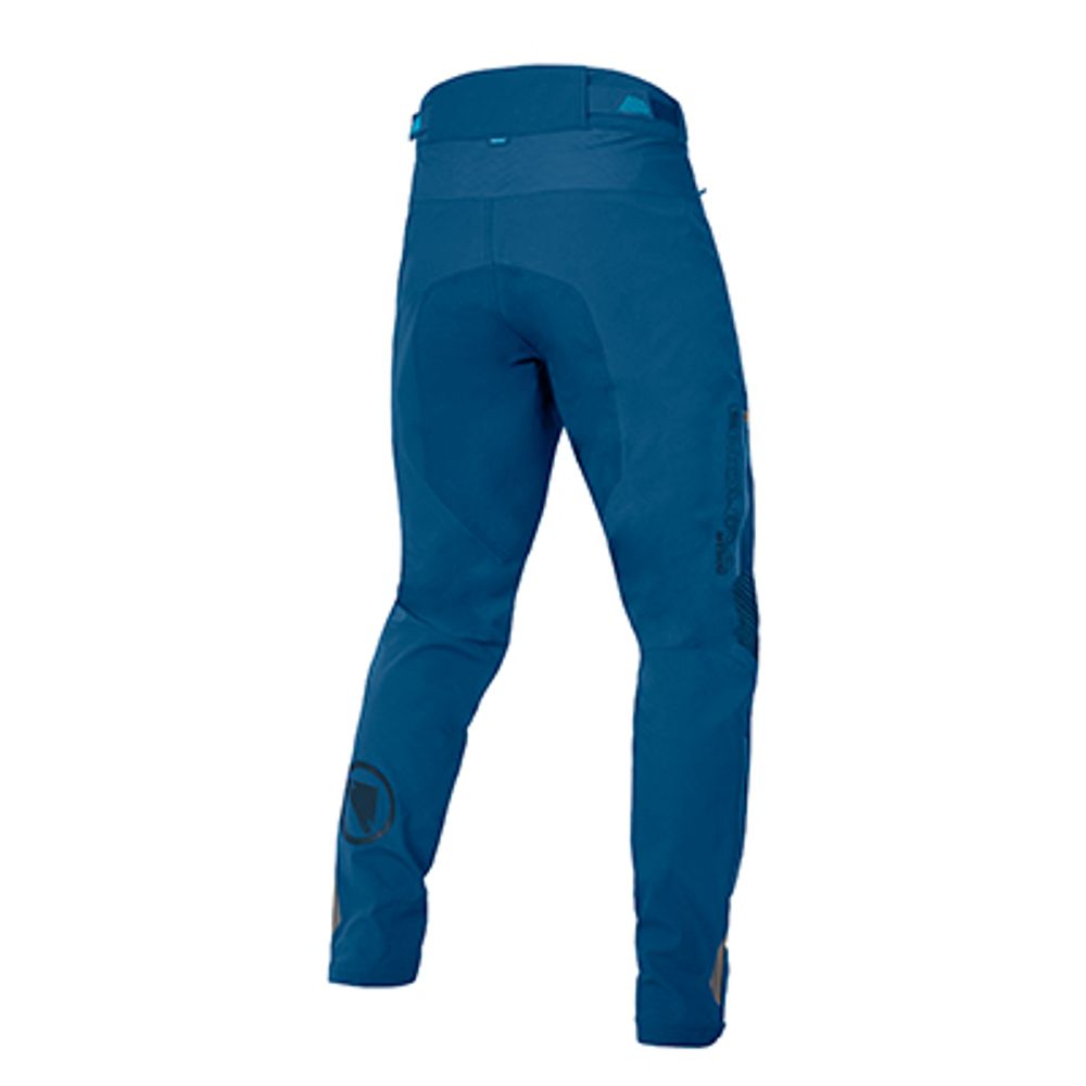 Endura  MT500 Spray Herrenhose, wasserfest - Blaubeere, Hinterseite