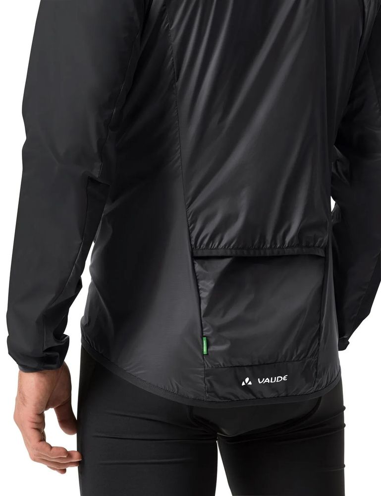 Vaude Men's Matera Air Jacket Windjacke in black, Detail hinten