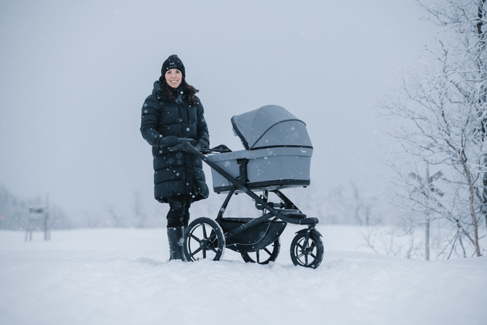 Thule Urban Glide 3 2-in-1 Bundle, in Action