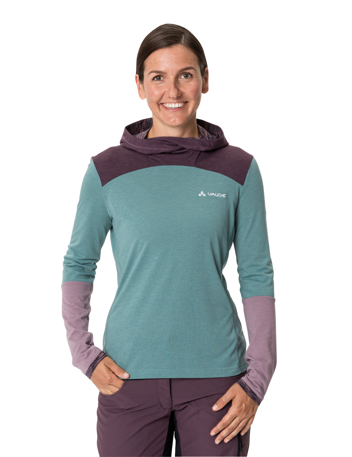 VAUDE Women's Tremalzo LS Shirt Damen-Langarm-Radshirt in dusty moss angezogen