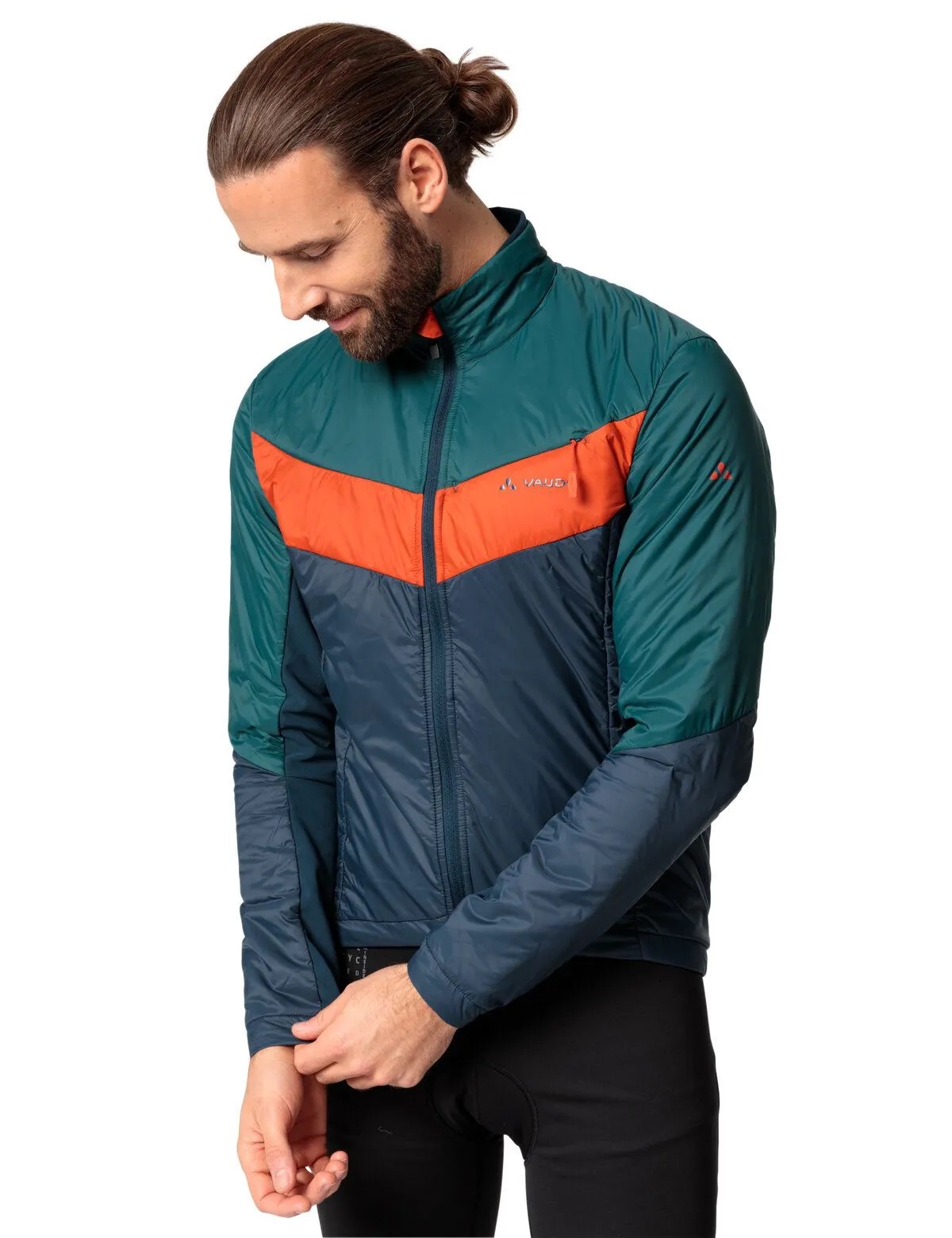  Vaude Men's Kuro Insulation Jacket, mallard green, Vorderanischt angezogen