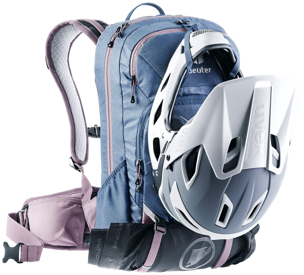 deuter Attack 14 SL Protektor-Rucksack in marine grape blau lila mit halterung für fullface helme